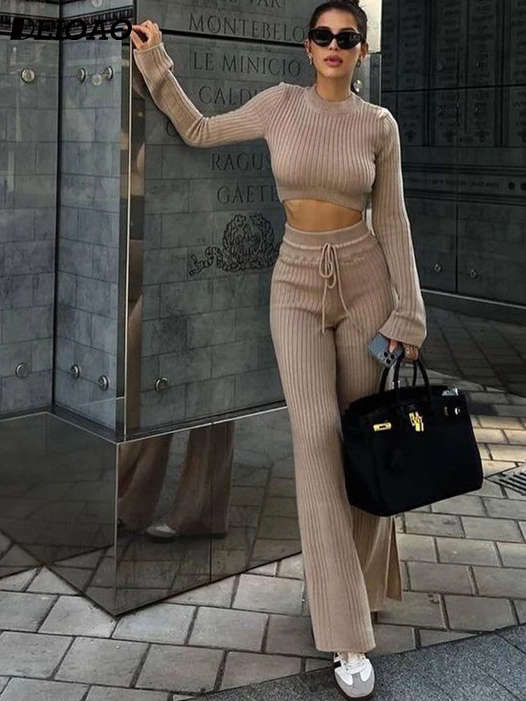 Deioao Knitted Sexy Women 2Piece Set Autumn Long Sleeve Bodycon Short Cropped Button Comfortable Pullover Leisure Wide Leg Pants
Deioao Knitted Sexy Women 2Piece Set Autumn Long Sleeve Bodycon Short Cropped Button Comfortable Pullover Leisure Wide Leg Pants