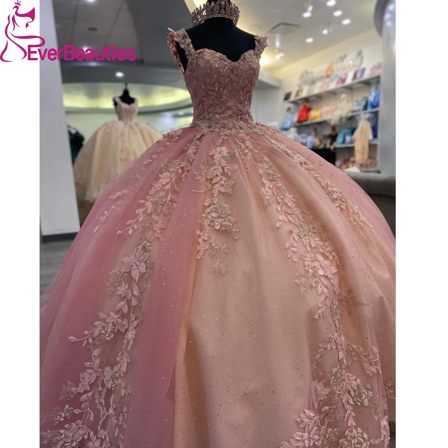 Tulle Quinceanera Dresses Vestidos De 15 Quinceañera Lace Appliques Ball Gown Glitter Tulle Sweet 16 Dress for Juniors
Tulle Quinceanera Dresses Vestidos De 15 Quinceañera Lace Appliques Ball Gown Glitter Tulle Sweet 16 Dress for Juniors