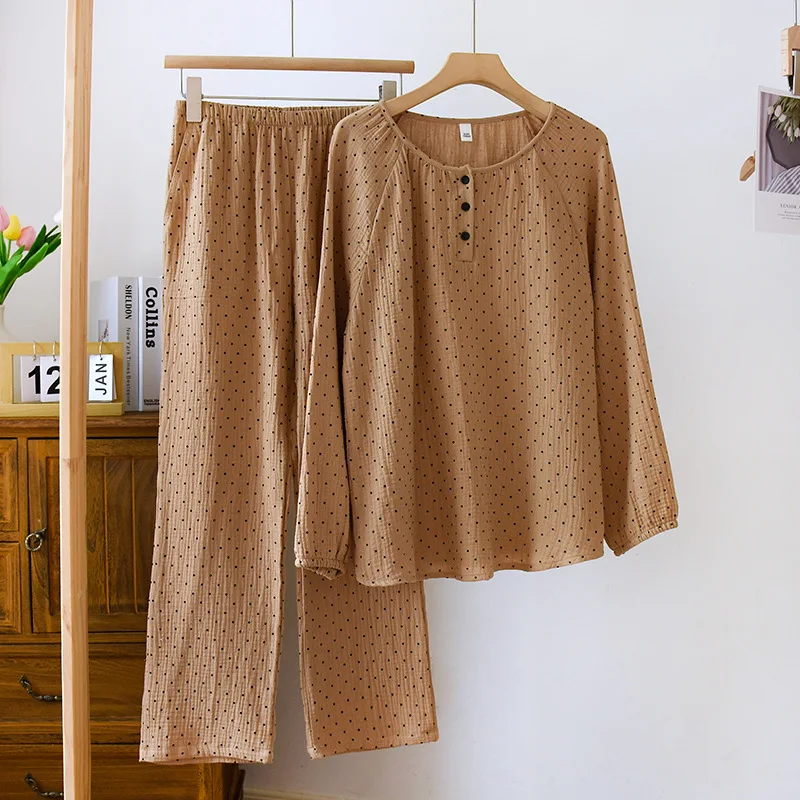 2023 is the new spring and summer women's pajama suit cotton crepe long-sleeved trousers, round-neck household clothes, large
2023 is the new spring and summer women's pajama suit cotton crepe long-sleeved trousers, round-neck household clothes, large