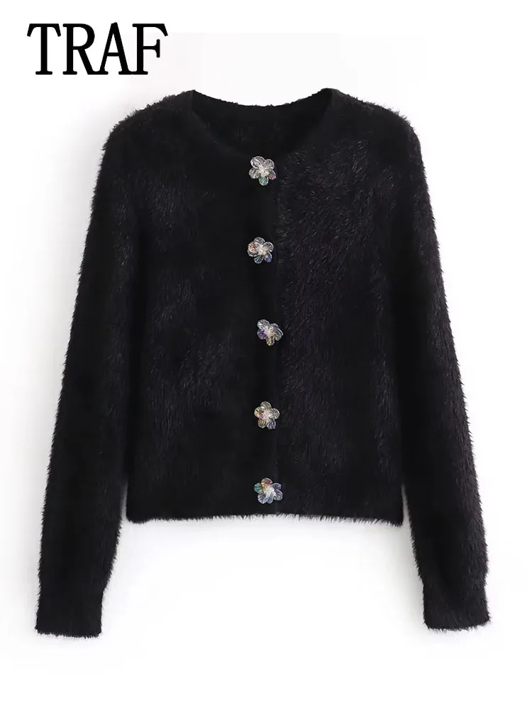 TRAF Woman Knitted Sweater Cardigan Coats 2024 Woman Single Breasted Vintage Autumn Female Casual Tops
TRAF Woman Knitted Sweater Cardigan Coats 2024 Woman Single Breasted Vintage Autumn Female Casual Tops