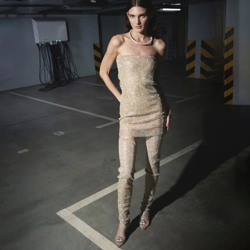 Luxury Skinny Backless Sheer Diamonds Festival Dresses For Women 2023 Sexy Hollow Out Sleeveless Night Club Party y2k Mini Dress
Luxury Skinny Backless Sheer Diamonds Festival Dresses For Women 2023 Sexy Hollow Out Sleeveless Night Club Party y2k Mini Dress