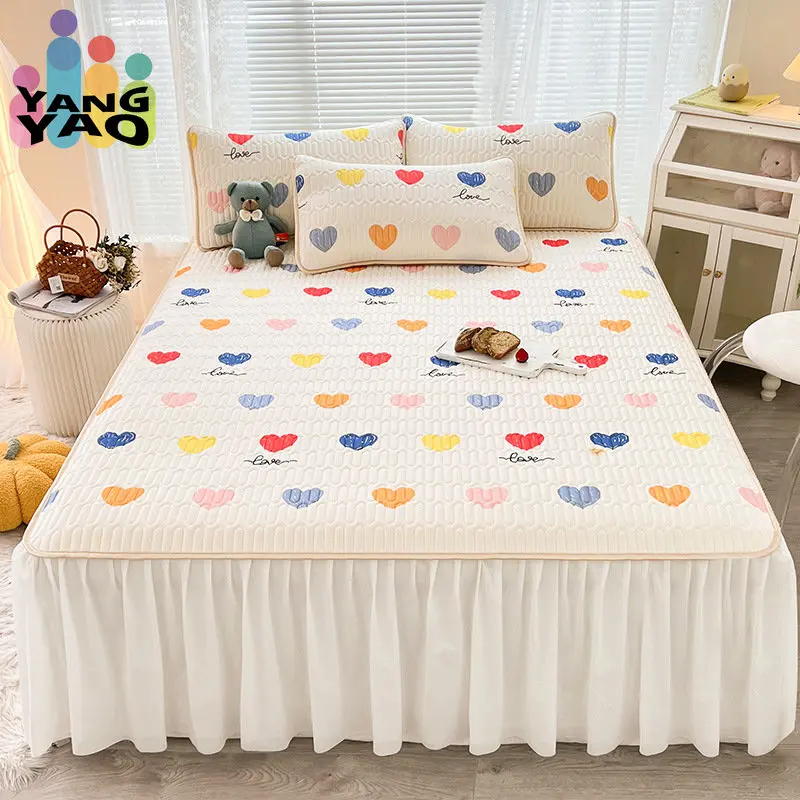 New Latex Summer Cool Mat Mattress Cover Fitted Sheet Topper Ice Silk Bedspread on The Bed Linen Set Mattress Pad Bed Skirt
New Latex Summer Cool Mat Mattress Cover Fitted Sheet Topper Ice Silk Bedspread on The Bed Linen Set Mattress Pad Bed Skirt