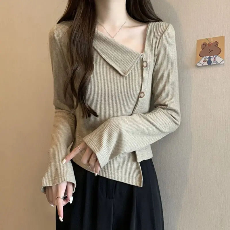 

Fashion Skew Collar Spliced Button Irregular T-Shirt Female Clothing 2023 Autumn Winter Casual Tops Asymmetrical Tee Shirt
