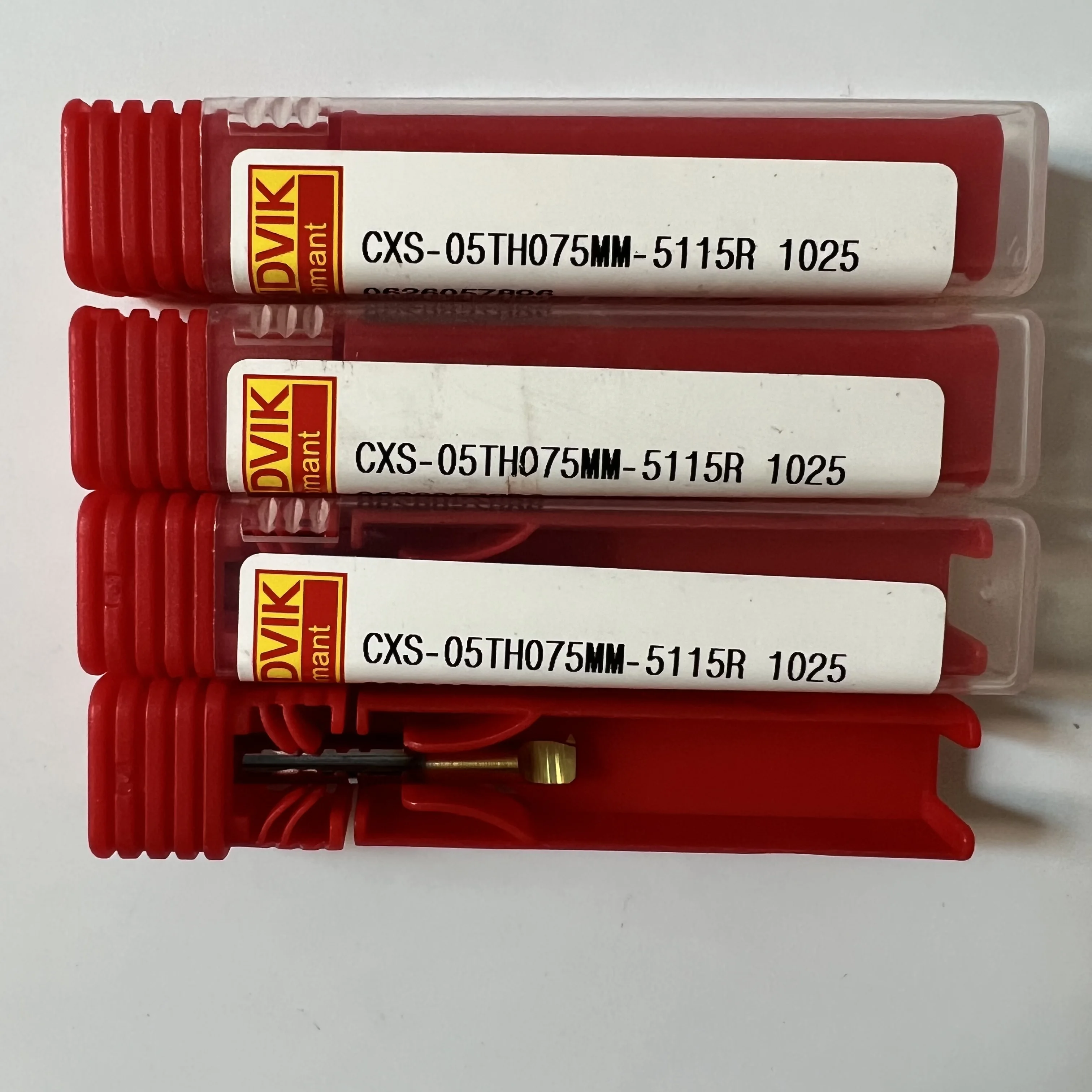 CXS-05TH075MM-5115R 1025 оригинал 1 шт карбидная вставка 
CXS-05TH075MM-5115R 1025 оригинал 1 шт карбидная вставка