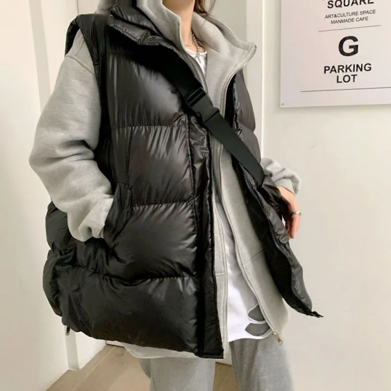 2024 Spring and Autumn Women's Rhinoceros Loose Sleeveless Large Coat with Solid Color Vest Zipper Pocket Vest
2024 Spring and Autumn Women's Rhinoceros Loose Sleeveless Large Coat with Solid Color Vest Zipper Pocket Vest