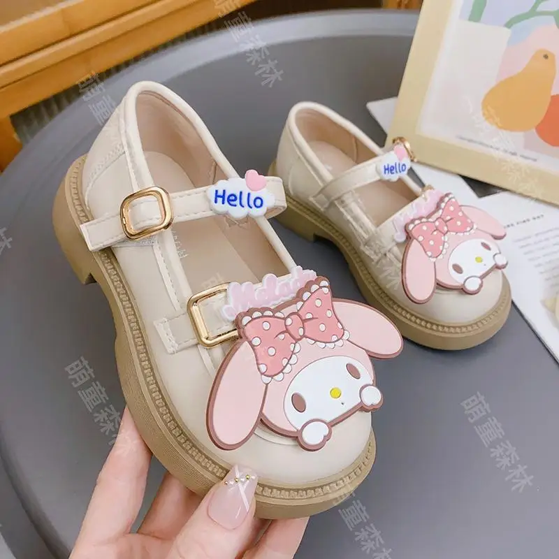 Детские кожаные кроссовки Kawaii Sanrio аниме My Melody, Симпатичные Kuromi, милые детские кроссовки из ПУ кожи, подарок для детей, весна-осень
Детские кожаные кроссовки Kawaii Sanrio аниме My Melody, Симпатичные Kuromi, милые детские кроссовки из ПУ кожи, подарок для детей, весна-осень