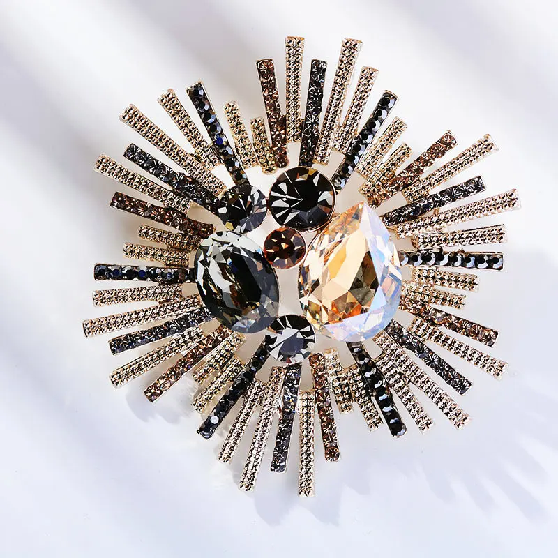 SINZRY New Colorful Glass Crystal Sunflower Exaggerated Brooches For Women
SINZRY New Colorful Glass Crystal Sunflower Exaggerated Brooches For Women