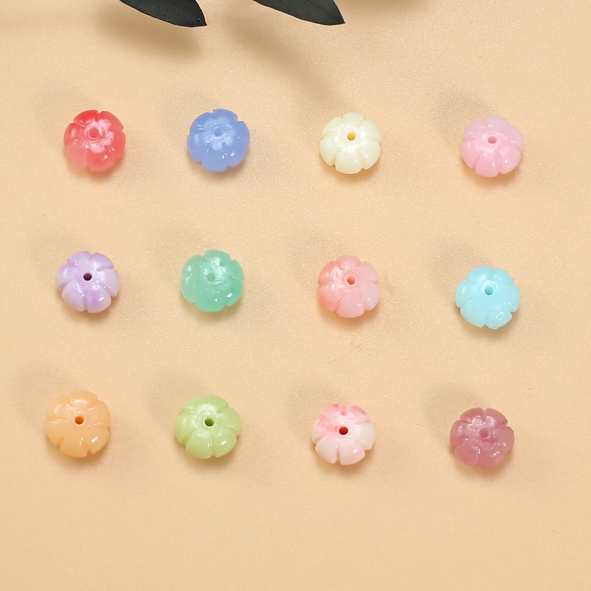 Mix Color Coral Beads Flower Shape Punching Artificial Coral Loose Beads for Women Making Jewelry DIY Necklace Bracelet 6x11mm 
Mix Color Coral Beads Flower Shape Punching Artificial Coral Loose Beads for Women Making Jewelry DIY Necklace Bracelet 6x11mm