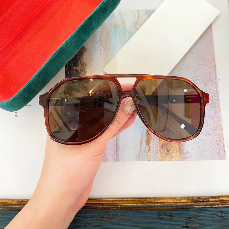2024 Fashion Retro Double Bridge Frame Sunglasses for Women and Men Luxury Brand Anti Blue Light Men's Glasses UV400
2024 Fashion Retro Double Bridge Frame Sunglasses for Women and Men Luxury Brand Anti Blue Light Men's Glasses UV400