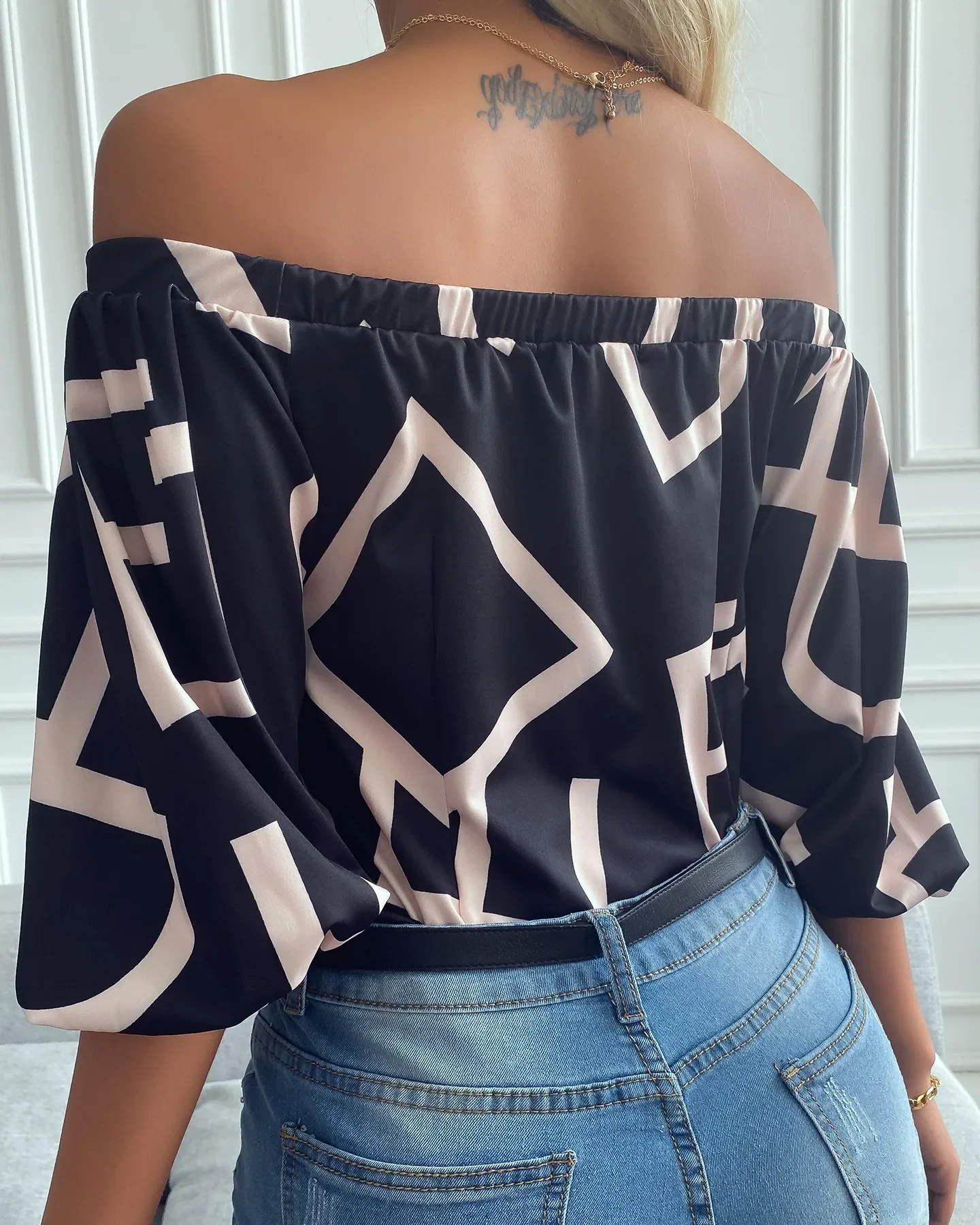 Женская рубашка с длинным рукавом, черная модная сексуальная элегантная рубашка с принтом на одно плечо для отдыха, 2024
Женская рубашка с длинным рукавом, черная модная сексуальная элегантная рубашка с принтом на одно плечо для отдыха, 2024