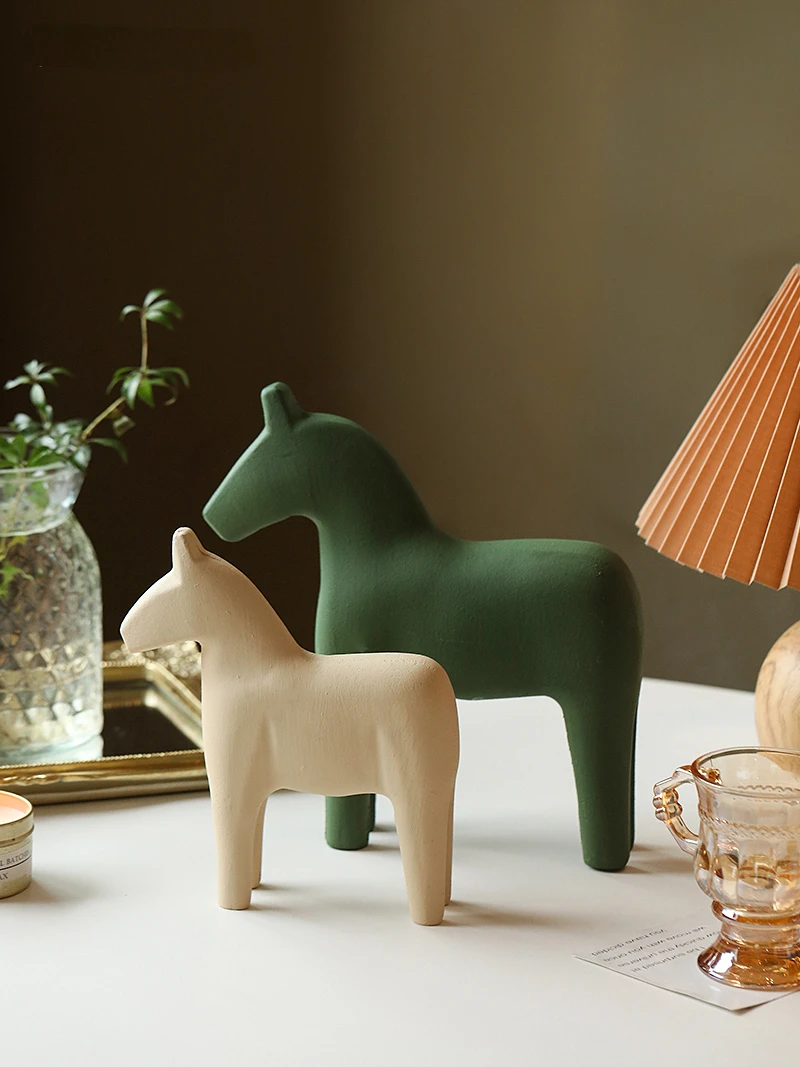 Art Horse ornaments creative home living room TV cabinet wine cabinet decorations room knickknacks
Art Horse ornaments creative home living room TV cabinet wine cabinet decorations room knickknacks