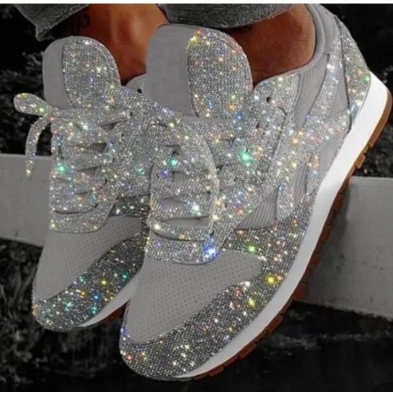 

Women Flat Glitter Sneakers Casual Bling Vulcanized Shoes Female Mesh Lace Up Platform Comfort Plus Size Fashion Ladies Autumn