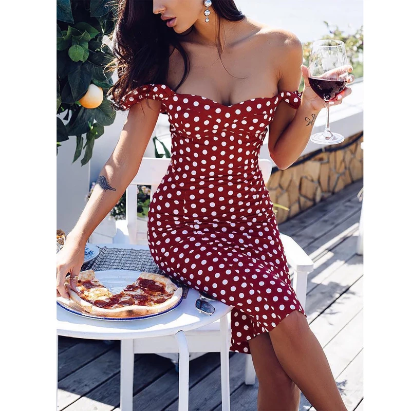 Women One Shoulder Tight Fitting Buttocks Sexy Slit Dress Summer New Fashion Polka Dot Printed Strapless Mid Length Dress
Women One Shoulder Tight Fitting Buttocks Sexy Slit Dress Summer New Fashion Polka Dot Printed Strapless Mid Length Dress