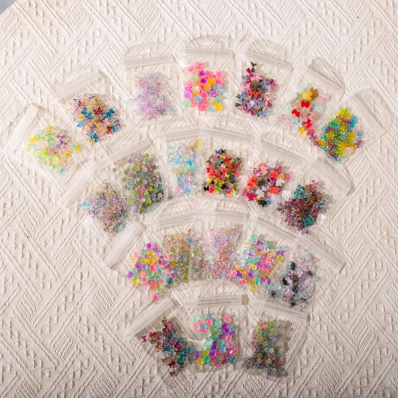50Pcs /Bag Bow Tie Nail Art Charms 21 Styles Nails Art Diamonds Cartoon Resin Series Bow-Knot Design Decorations Accessories Tip
50Pcs /Bag Bow Tie Nail Art Charms 21 Styles Nails Art Diamonds Cartoon Resin Series Bow-Knot Design Decorations Accessories Tip