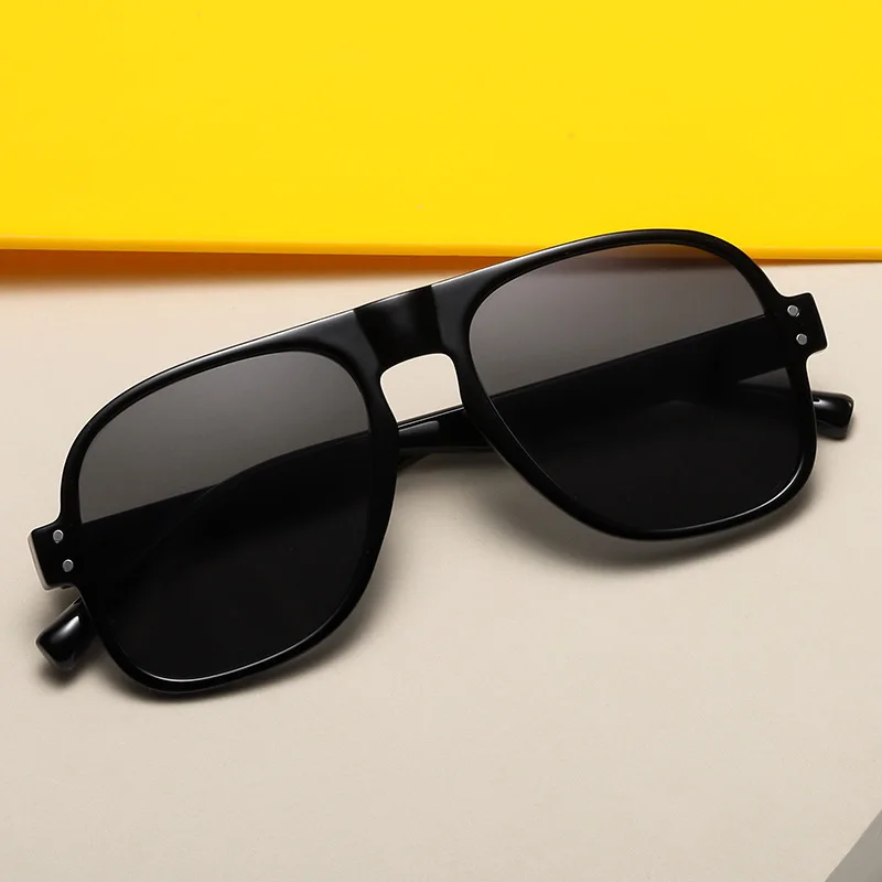 Fashion Sunglasses Women Men Luxury Unisex Sun Glasses for Outdoor Classic Vintage Outdoor Oculos 
Fashion Sunglasses Women Men Luxury Unisex Sun Glasses for Outdoor Classic Vintage Outdoor Oculos