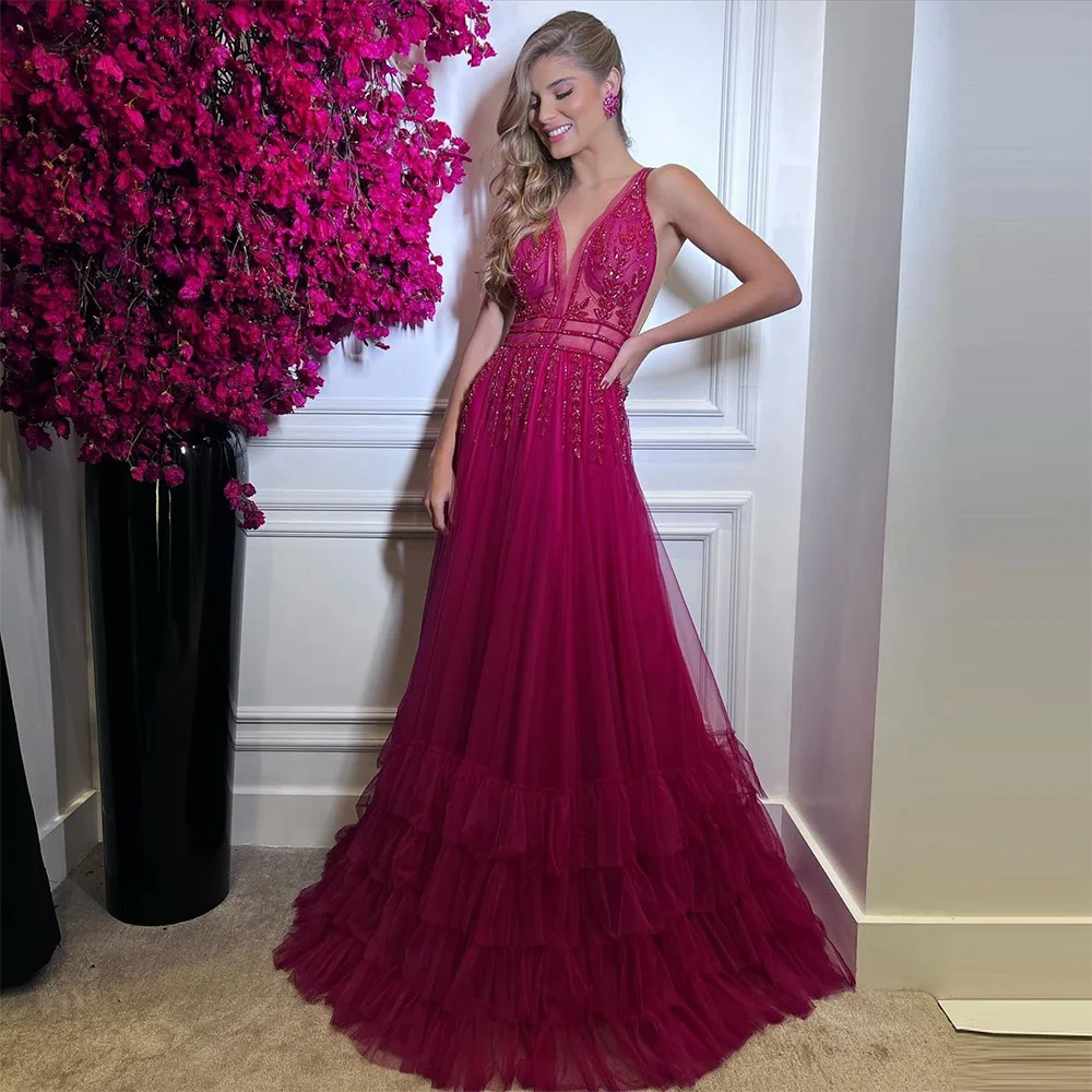 

Sevintage Burgundy Tiered Ruffles Tulle Prom Dresses V-Neck Lace Appliques Beading Pleat Ruched A-Line Evening Gown Party Dress