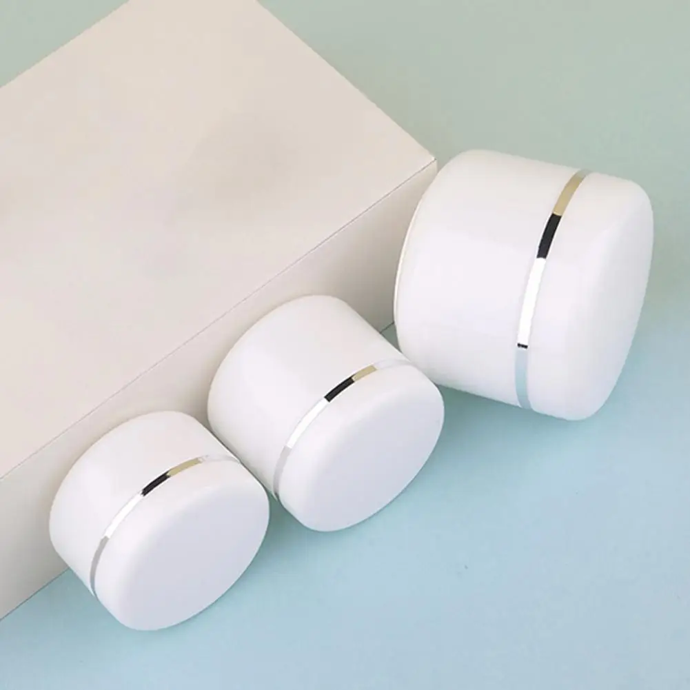 10Pcs 20/30/50/100g Refillable Bottles for Travel Face Cream Lotion Cosmetic Container Portable Plastic Empty Makeup Jar Pot
10Pcs 20/30/50/100g Refillable Bottles for Travel Face Cream Lotion Cosmetic Container Portable Plastic Empty Makeup Jar Pot