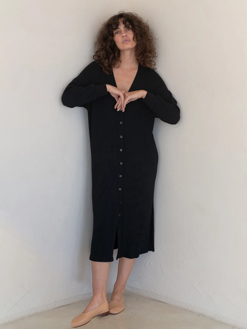 

Marthaqiqi Casual Ladies Nightgowns Sexy V-Neck Sleepwear Long Sleeve Nightwear Mid-Calf Dress Loose Black Home Clothes Female