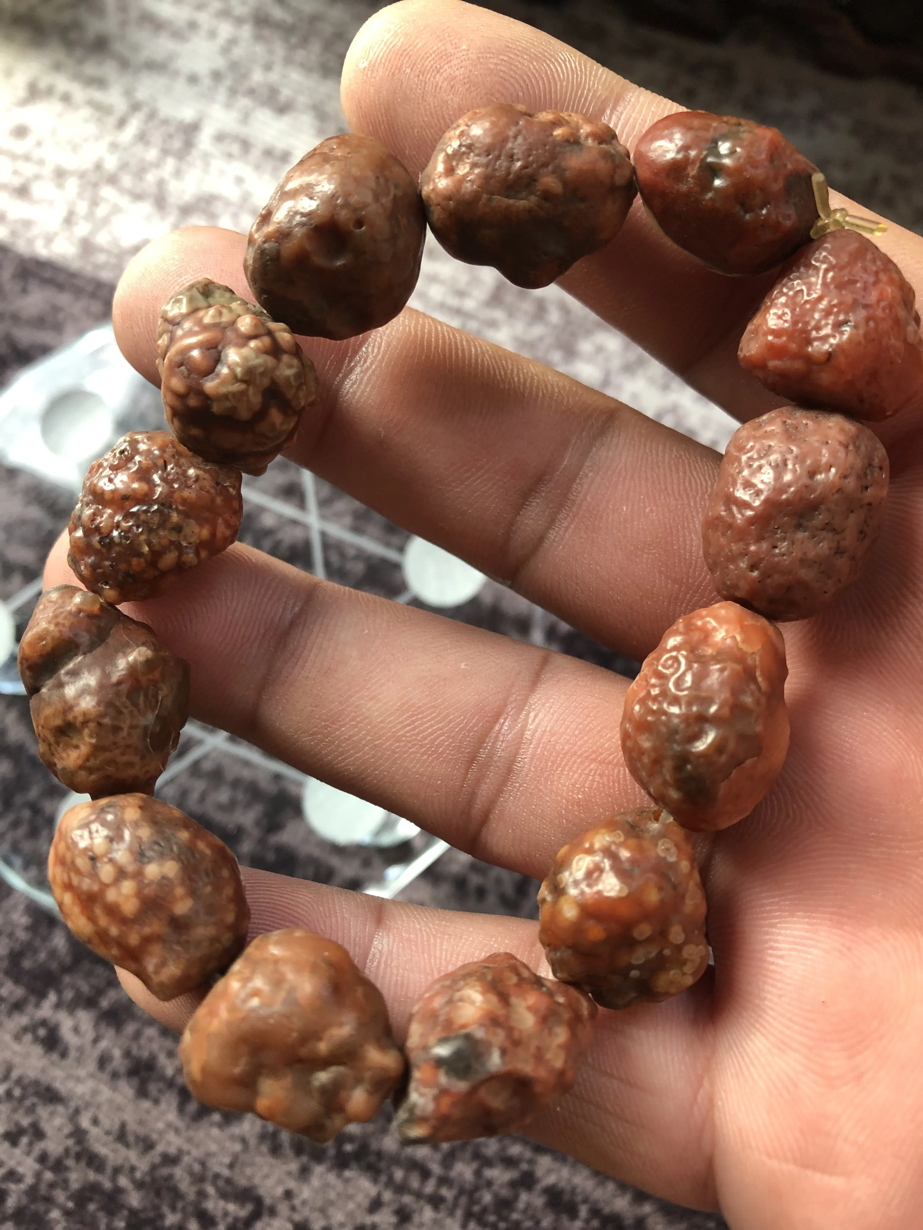 1Pcs Alxa Gobi Natural Stone Agate Boutique Rainbow Gradual Blood Fish Seed Stone Bracelet For Women And Men
1Pcs Alxa Gobi Natural Stone Agate Boutique Rainbow Gradual Blood Fish Seed Stone Bracelet For Women And Men