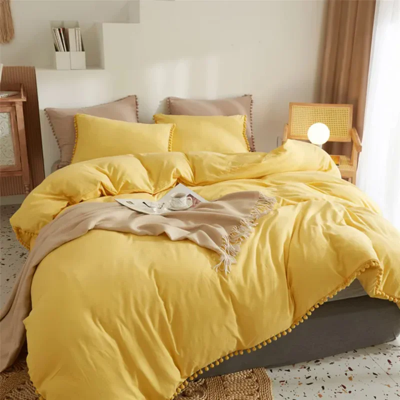 3 PCS Solid Colour American Style Hairball Tassel, Fuzzy Fringe Bedspread Set, Soft King Size Comforter Set (No Sheets)
3 PCS Solid Colour American Style Hairball Tassel, Fuzzy Fringe Bedspread Set, Soft King Size Comforter Set (No Sheets)