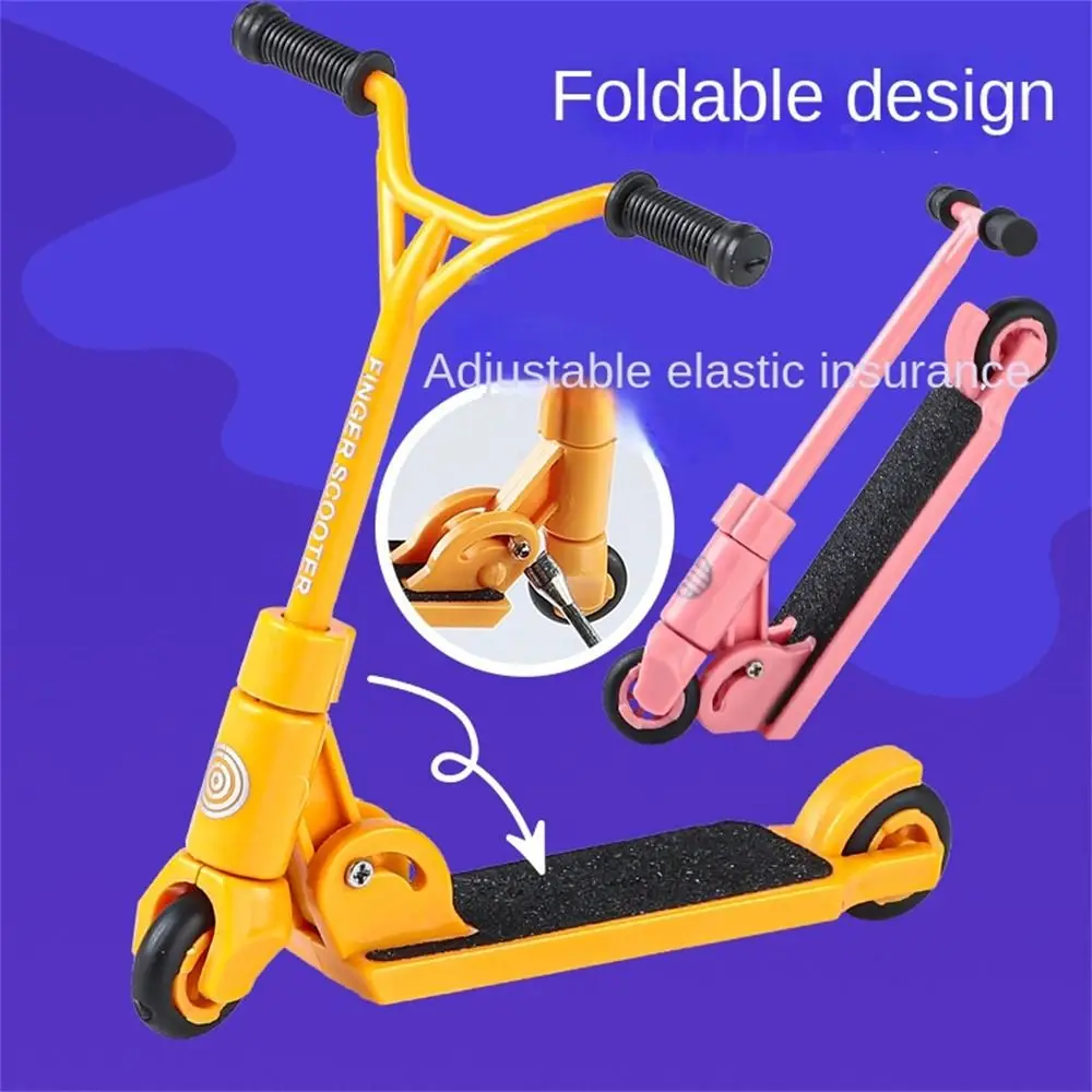 

Two Wheel Finger Scooter Novelty Simulation Foldable Mini Scooter Multi Colored Fingerboard Finger Skateboards Party Favors