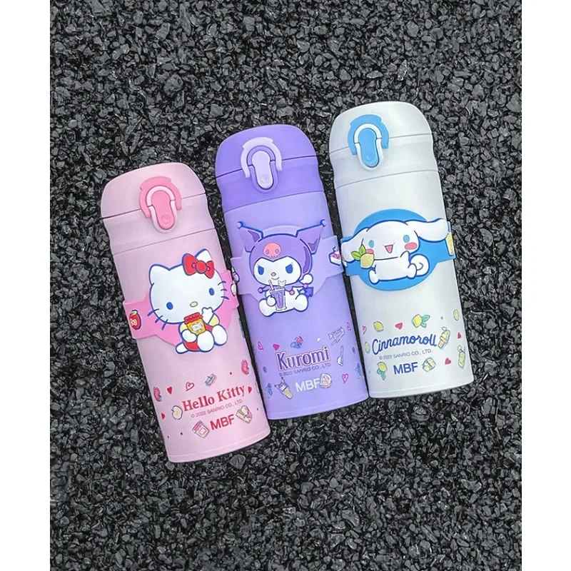 Kawaii Sanrio аниме Hello Kitty термос Cinnamoroll милый мультфильм Kuromi Модные Простые объемные художественные праздничные подарки
Kawaii Sanrio аниме Hello Kitty термос Cinnamoroll милый мультфильм Kuromi Модные Простые объемные художественные праздничные подарки