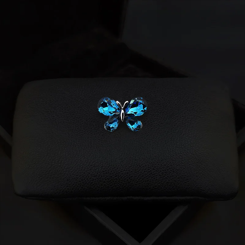 1102 Retro Small Butterfly Brooch Clasp High-End Men Women Insect Collar Pin Anti-Exposure Cardigan Fixed Buckle Jewelry Gifts 
1102 Retro Small Butterfly Brooch Clasp High-End Men Women Insect Collar Pin Anti-Exposure Cardigan Fixed Buckle Jewelry Gifts