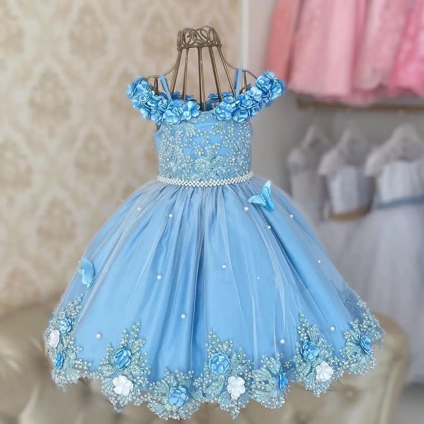 

Luxury Sleeveless Applique Pearls With Bow Flower Girl Dress For Wedding Kids Birthday Party Pageant First Communion Ball Gowns