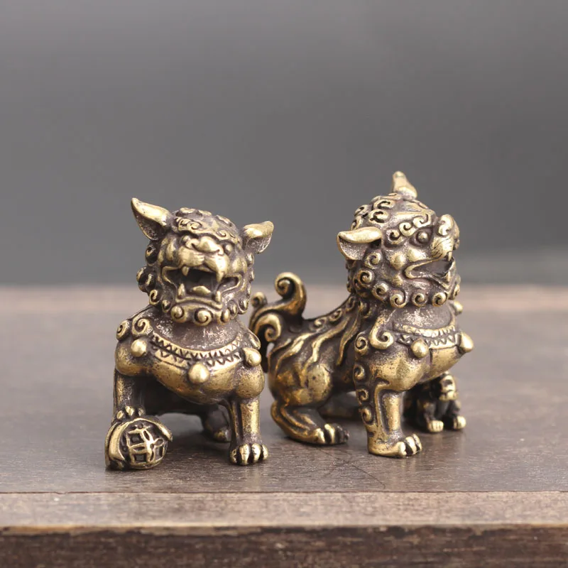 

1Pair Pure Copper Lucky Lion King Figurines Miniatures Desk Ornaments Antique Bronze Chinese Animals Statue Home Feng Shui