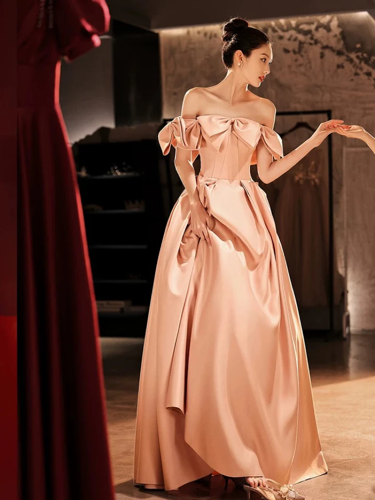 

Элегантное Атласное розовое платье знаменитости с бантом, вырезом лодочкой, без бретелек, ТРАПЕЦИЕВИДНОЕ плиссированное платье с открытыми плечами, фотосессия, Новинка