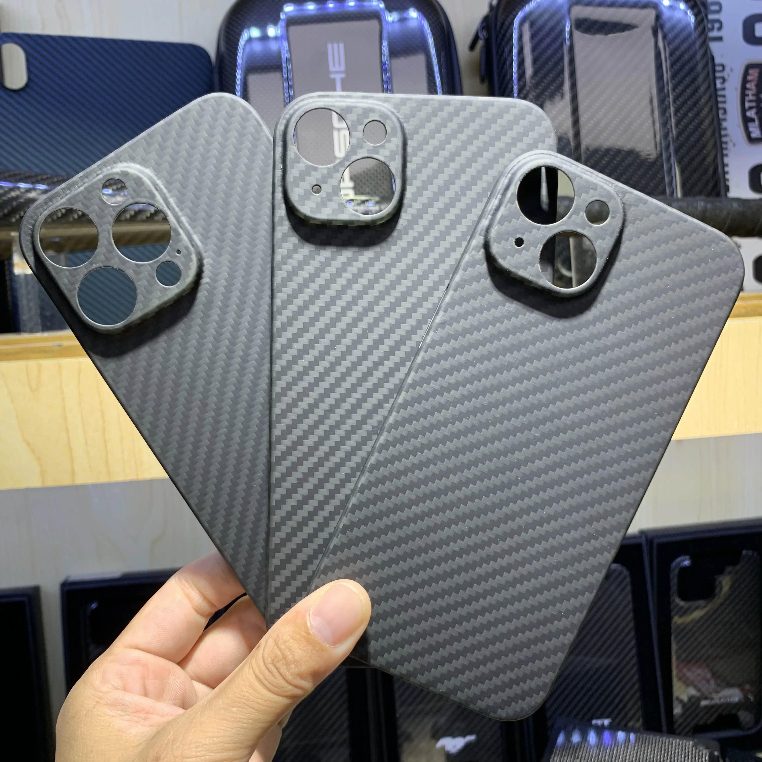 Real Carbon Fiber Phone Case For iPhone 14 Pro Max Aramid fiber Ultra-thin anti-drop iphone 14 max Camera Protection Cover Shell
Real Carbon Fiber Phone Case For iPhone 14 Pro Max Aramid fiber Ultra-thin anti-drop iphone 14 max Camera Protection Cover Shell