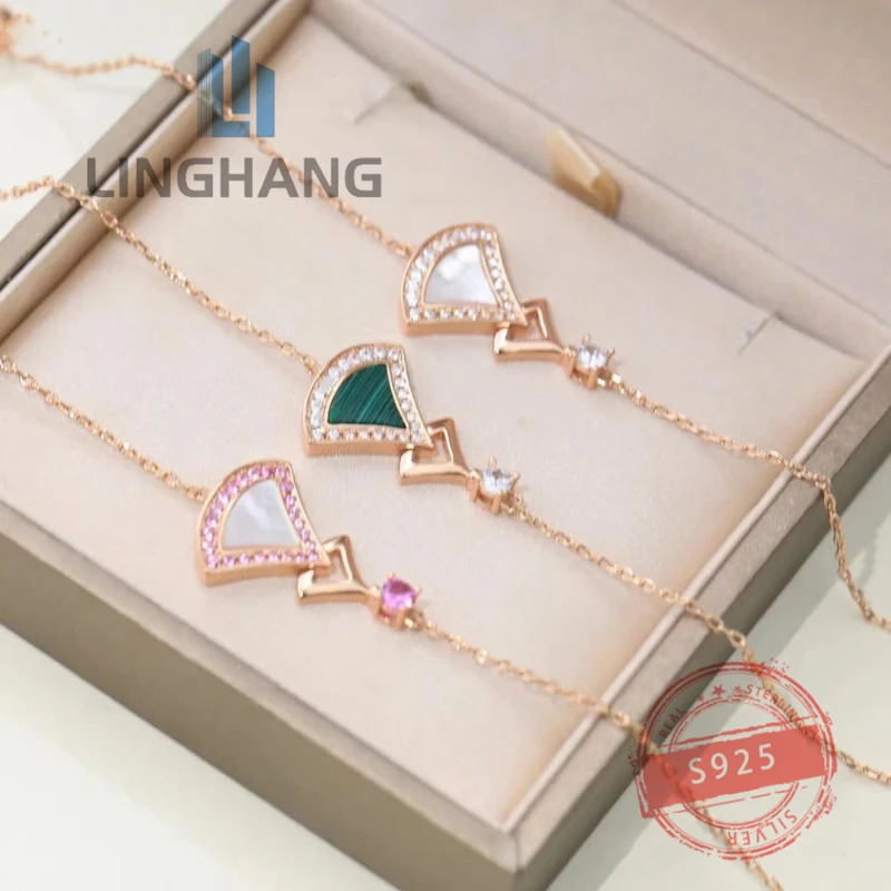 1:1Hot Selling European and American Brand 925 Silver Classic Bracelet Women's Fashion Party Luxury Jewelry Valentine's Day Gift
1:1Hot Selling European and American Brand 925 Silver Classic Bracelet Women's Fashion Party Luxury Jewelry Valentine's Day Gift