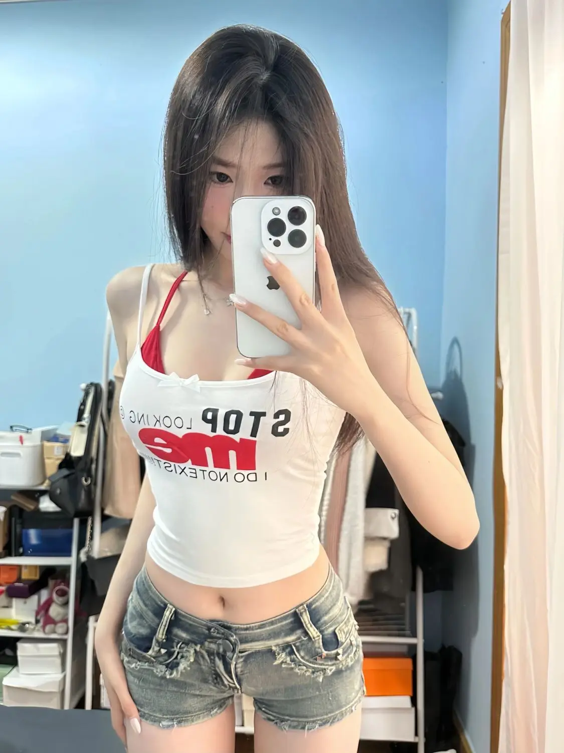 Korean version of Dopamine American bottoming camisole women summer design niche hot girl short top red underwear halter neck
Korean version of Dopamine American bottoming camisole women summer design niche hot girl short top red underwear halter neck