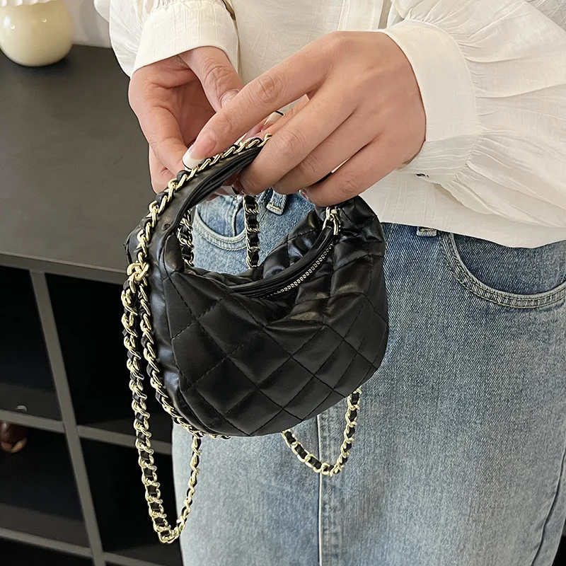 New High Quality Shoulder Bag Women Luxury Chain crossbody bags Fashion Embroidery Mini Purses Handbags Designer Dinner Bag
New High Quality Shoulder Bag Women Luxury Chain crossbody bags Fashion Embroidery Mini Purses Handbags Designer Dinner Bag