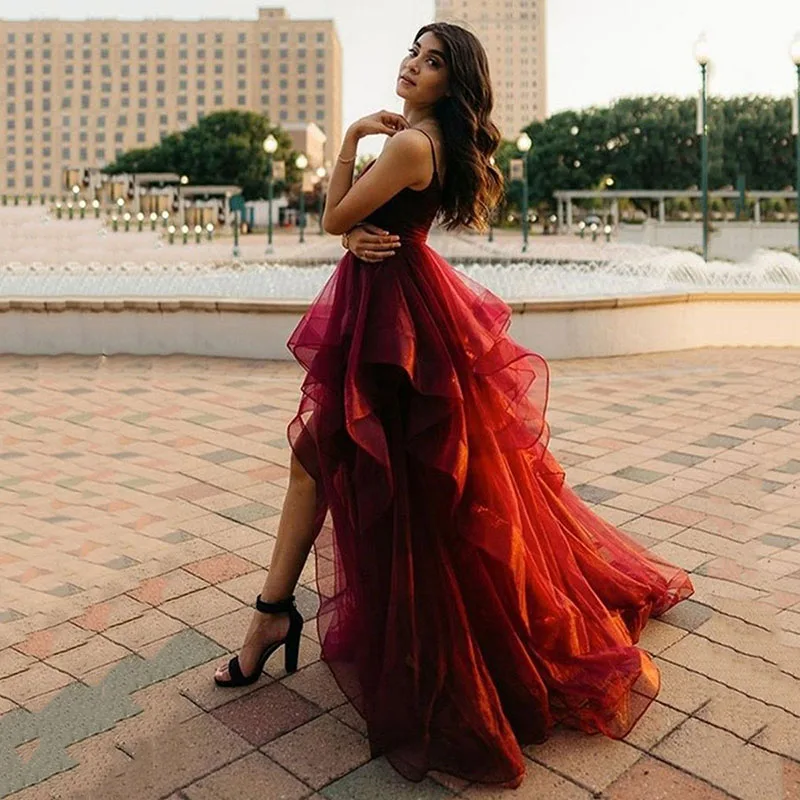 Burgundy Fluffy Tulle Evening Dress High Low Long Prom Dresses 2023 Women Formal Party Gowns Popular robes de soirée
Burgundy Fluffy Tulle Evening Dress High Low Long Prom Dresses 2023 Women Formal Party Gowns Popular robes de soirée