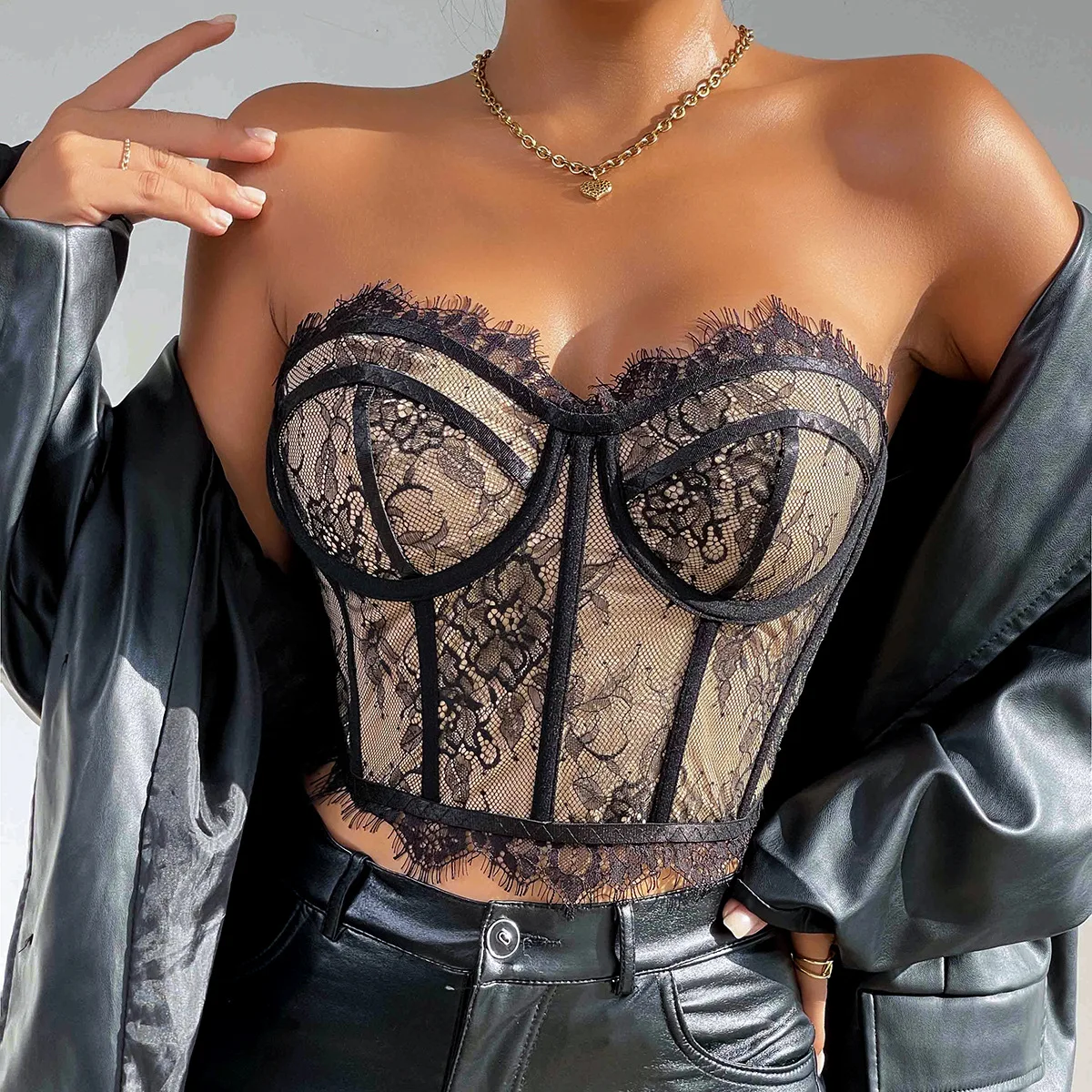 

Summer Lace Corset Crop Tops Ladies Sexy Fashion Sleeveless Off Shoulde Bra Tank Top Fishbone Bustier Slim Fit Lingerie Camisole