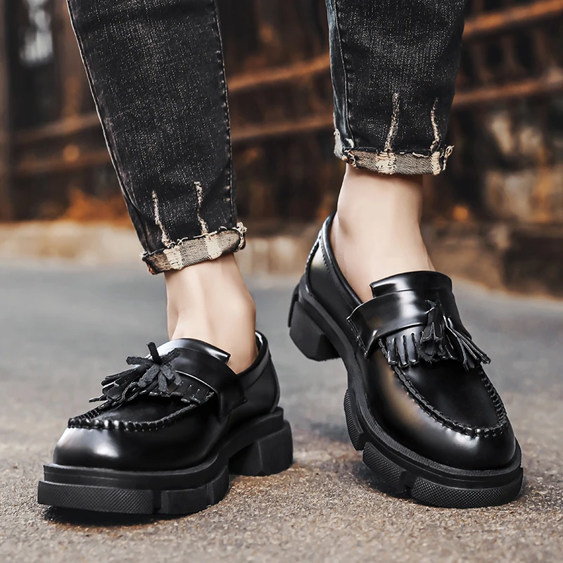 

Hight Quality 2024 Spring New British Style Men's Loafers Leather Shoes Solid Black Hombre Daily Casual Dress Heightening Effect