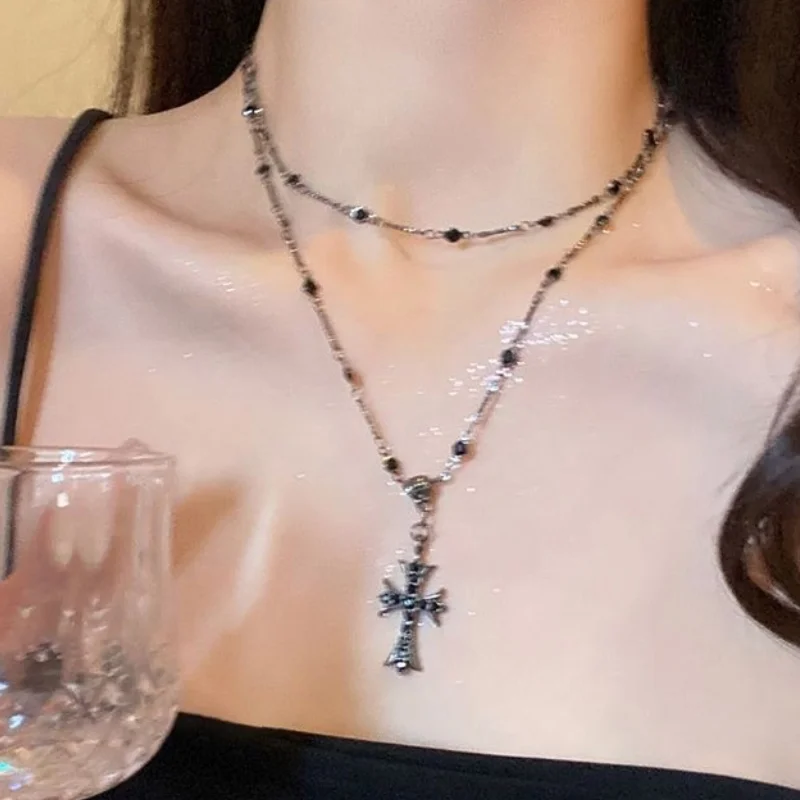 Gothic Inlaid Black Rhinestone Cross Pendant Necklace Woman Sweet Cool Dark Fashion Ins Trend Clavicle Chain Choker Jewelry
Gothic Inlaid Black Rhinestone Cross Pendant Necklace Woman Sweet Cool Dark Fashion Ins Trend Clavicle Chain Choker Jewelry