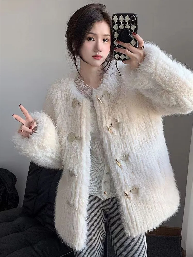 Style Fashion Commuting Tuscany Super Fairy Style Popular Solid Color One Body Thickened Large Knitted Coat Women's Slouchy Top
Style Fashion Commuting Tuscany Super Fairy Style Popular Solid Color One Body Thickened Large Knitted Coat Women's Slouchy Top