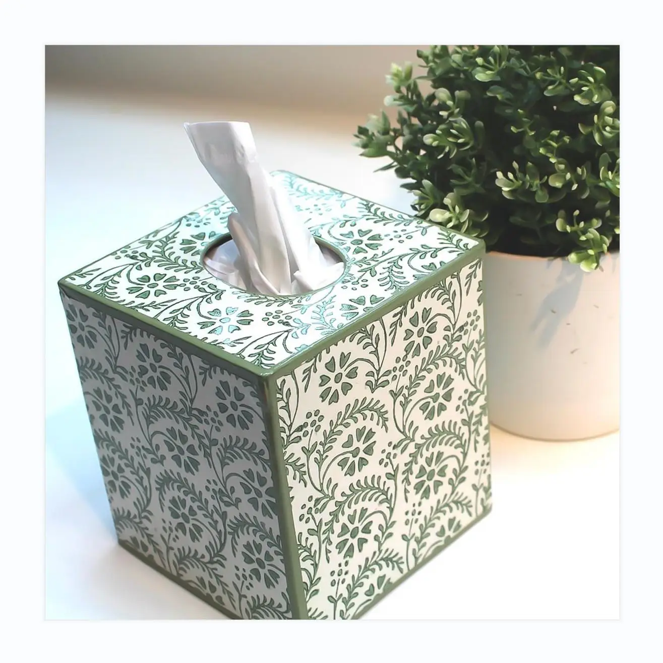 Best Selling Car Bathroom Bedroom Dinner Table Office Decocrative Wood Square Container Paper Storage Tissue Box
Best Selling Car Bathroom Bedroom Dinner Table Office Decocrative Wood Square Container Paper Storage Tissue Box