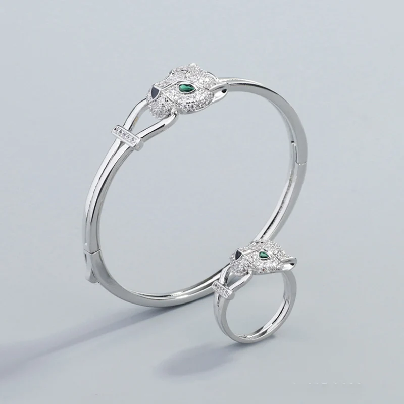 Donia Jewelry European and American Fashion Green Eye Leopard Titanium Steel Micro-Inset AAA Zircon Luxury Bracelet Ring
Donia Jewelry European and American Fashion Green Eye Leopard Titanium Steel Micro-Inset AAA Zircon Luxury Bracelet Ring