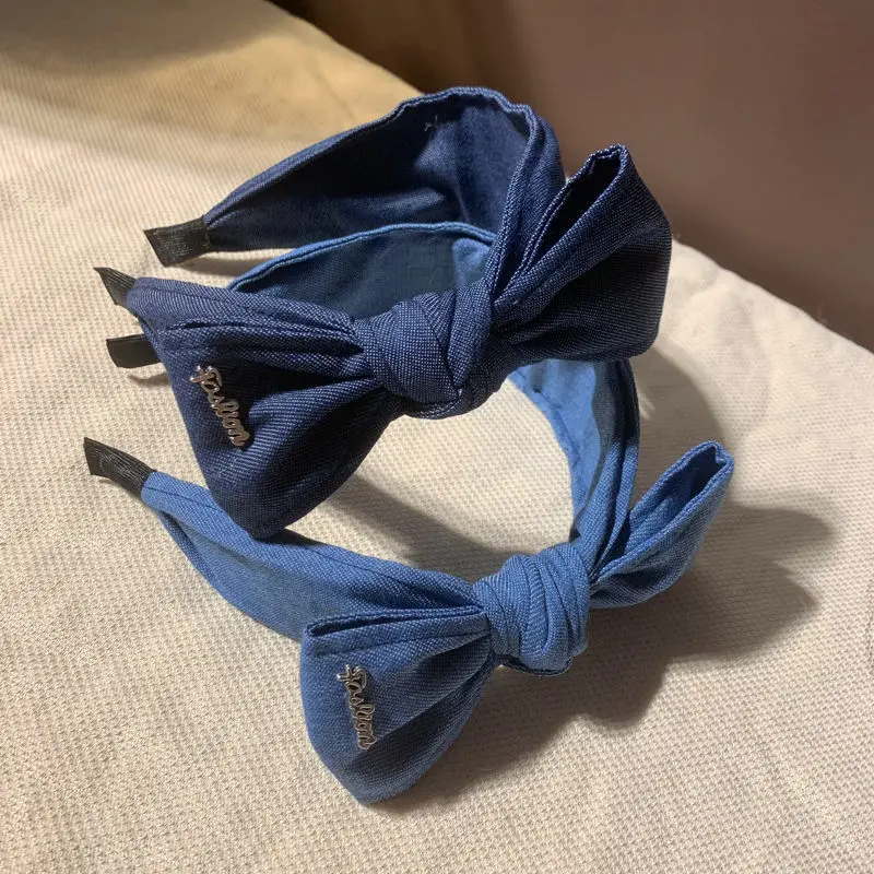 Women Denim Hairbands Big Bowknot Handmade Knotted Wide Side Letter Hair Accessories Vintage Headband for Gilrls Hair Hoop
Women Denim Hairbands Big Bowknot Handmade Knotted Wide Side Letter Hair Accessories Vintage Headband for Gilrls Hair Hoop