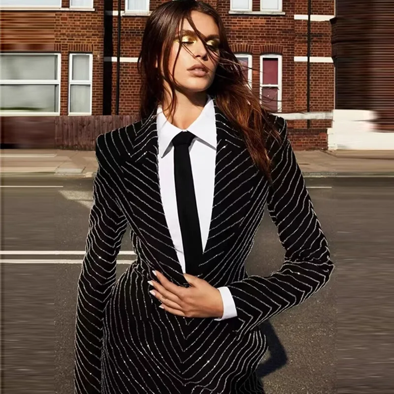 

2024 Europe and the United States star socialite temperament fashion new ironed diamond suit collar slim-fit wrap buttock dress