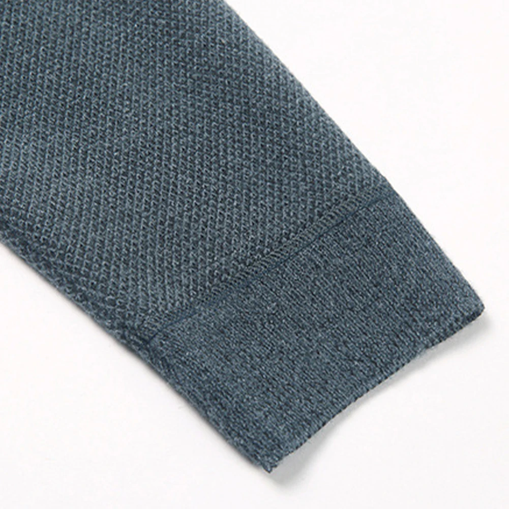 Winter Man T-shirts Lining Plush Solid Color Sweater Top Keep Warm Casual Pullover Thermal Underwear Tee Tops Clothing For Men
Winter Man T-shirts Lining Plush Solid Color Sweater Top Keep Warm Casual Pullover Thermal Underwear Tee Tops Clothing For Men