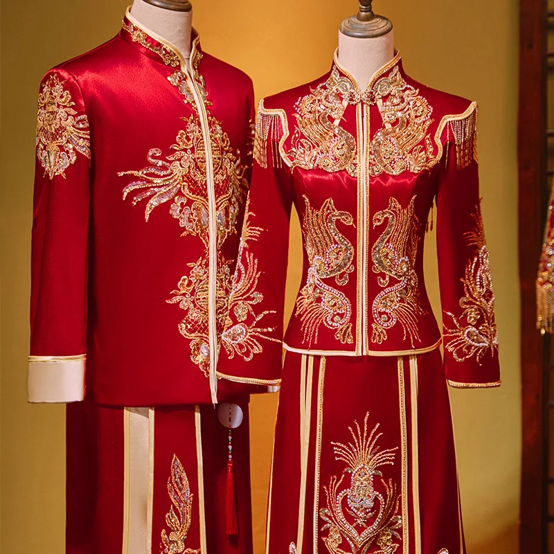 Chinese Style Banquet Vintage Wedding Qipao Couple Bridal Traditional Sequins Beading Tassels Embroidery Clothes
Chinese Style Banquet Vintage Wedding Qipao Couple Bridal Traditional Sequins Beading Tassels Embroidery Clothes