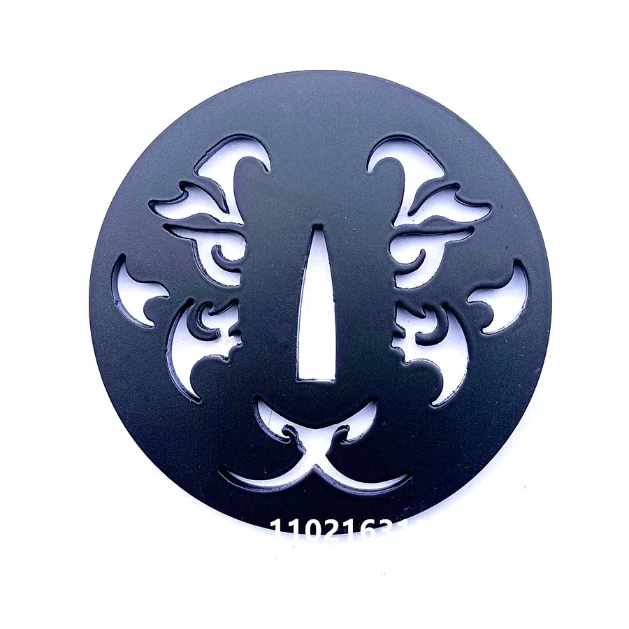 Steel Iron Sword Parts Handguard Tsuba Guard For Real Japanese Japan Samurai Katana Fittings New Pierced Theme Very Good
Steel Iron Sword Parts Handguard Tsuba Guard For Real Japanese Japan Samurai Katana Fittings New Pierced Theme Very Good