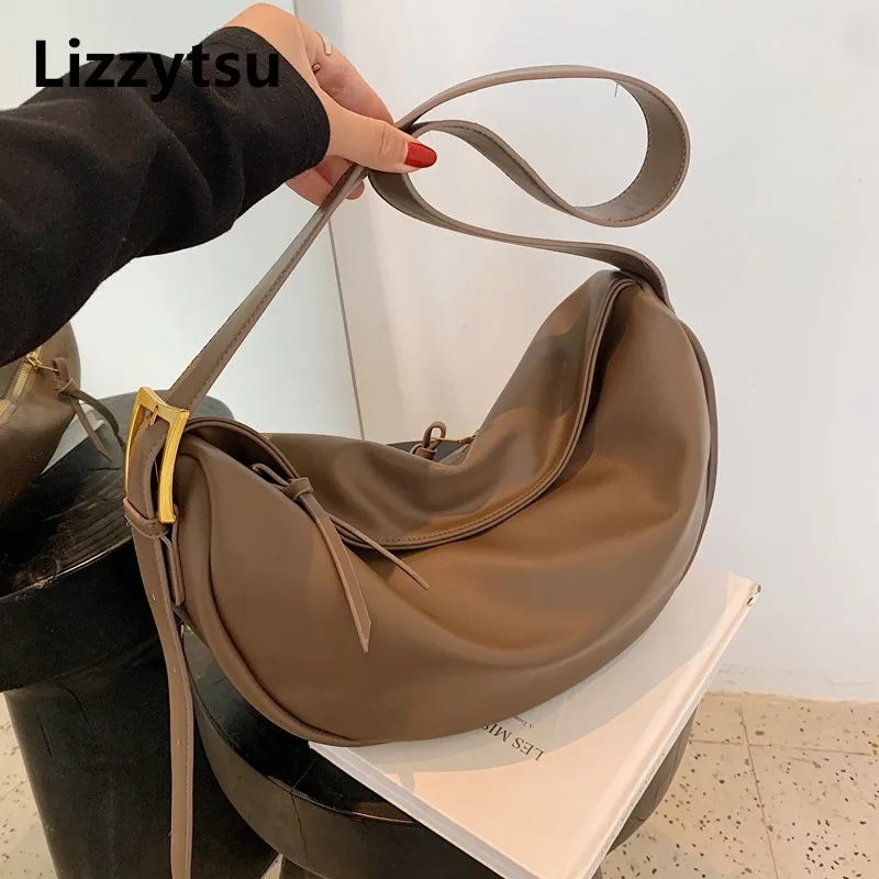 

Lizzytsu Vintage Solid Causal Hobos Shoulder Bag Women Student Large Capacity Crossbody Bags Fashion Dumpling Messenger Bag