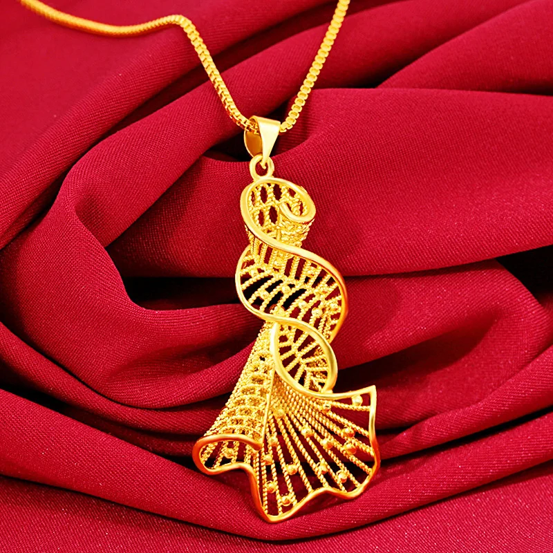 Fashion Hollow Mesh Flower Pendant Classic Women's Style Flower Imitation Gold Pendant Necklace For A Long Time Does Not Fade
Fashion Hollow Mesh Flower Pendant Classic Women's Style Flower Imitation Gold Pendant Necklace For A Long Time Does Not Fade