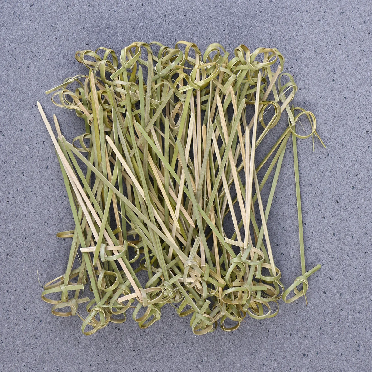 Disposable Bamboo Knot Skewers Cocktail Picks with Twisted Ends for Cocktail Party Barbeque Snacks Club Sandwiches
Disposable Bamboo Knot Skewers Cocktail Picks with Twisted Ends for Cocktail Party Barbeque Snacks Club Sandwiches