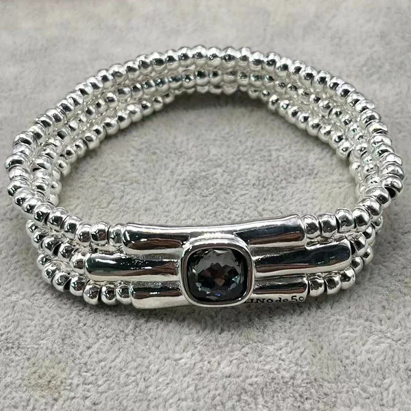 2023 UNOde 50 испанский Лидер продаж Модный изысканный синий драгоценный камень трехрядный Браслет Женская романтическая бижутерия подарок
2023 UNOde 50 испанский Лидер продаж Модный изысканный синий драгоценный камень трехрядный Браслет Женская романтическая бижутерия подарок